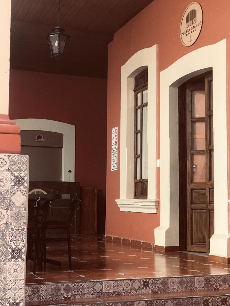 Hotel puerta grande